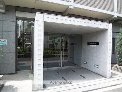 東京都世田谷区羽根木１丁目[1LDK/49.23m2]のエントランス