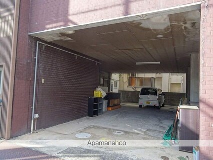 丸亀市西本町一丁目貸事務所[事務所/256.66m2]の駐車場