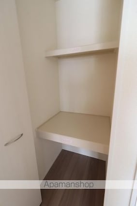 ファルコンベース若宮[1LDK/42.62m2]の内装2