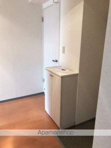 FLOWER TONZUIの内装写真