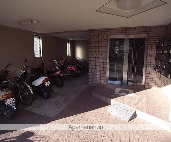 フラッツ 7の玄関写真