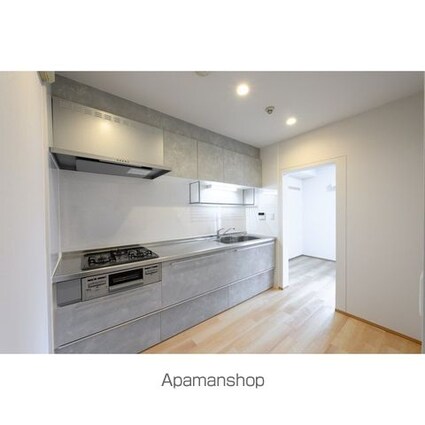 コンフォリア墨田三丁目[3LDK/71.21m2]のキッチン