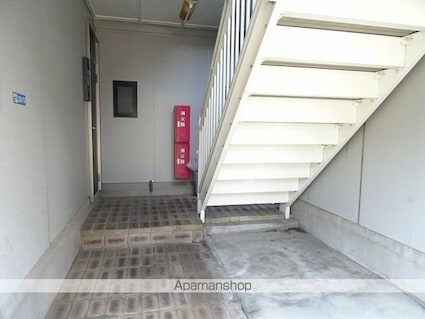 サンライフ柏[2LDK/60.35m2]のエントランス