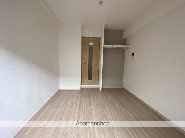 プルメリア南観音の内装写真