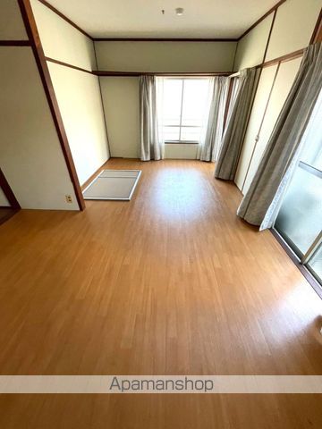 八幡屋ビルの内装写真