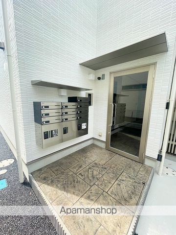 ステラフィオーレの玄関写真
