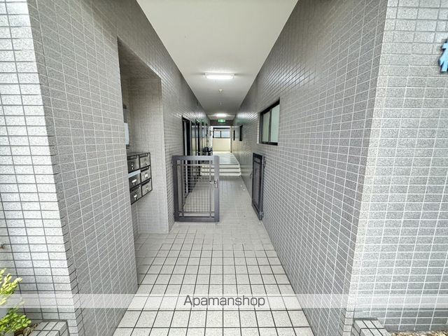 桜塚ハイツの玄関写真