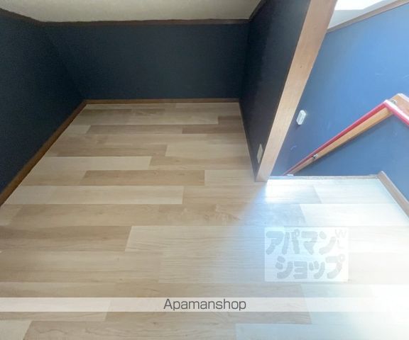 アスターナ京の袋小路長屋の内装写真
