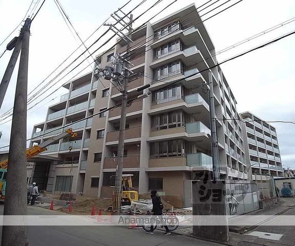 パラドール四条山ノ内ウエストシティの外観写真