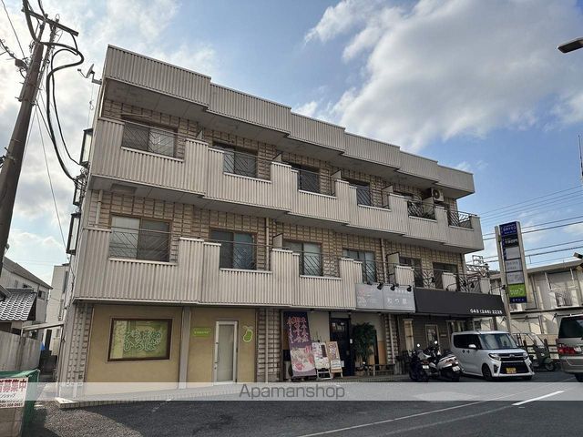 登戸ビルの外観写真