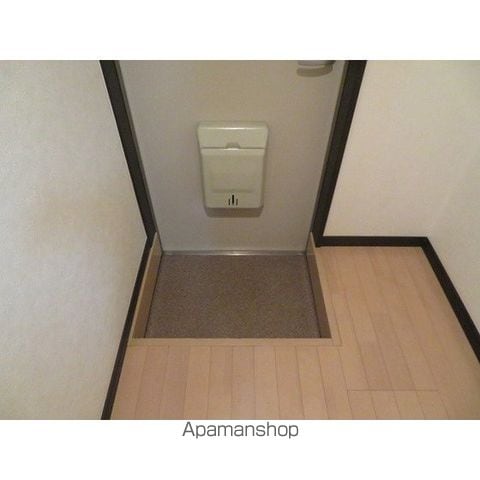 スリーワンの内装写真