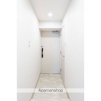 市谷台町坂フロント[2LDK/46.92m2]の玄関