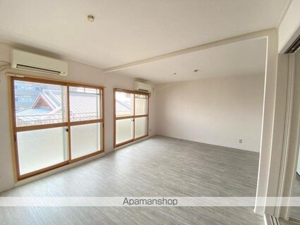 クリスタルパレス[2LDK/61.75m2]の内装1