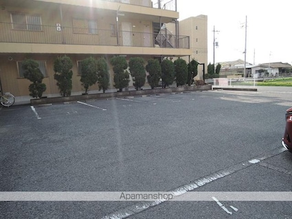 ヴェルディＨＡＬ[3K/58.55m2]の駐車場