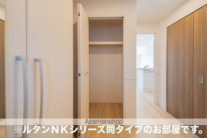 イーストブルー　Ⅱ[1LDK/42.45m2]の収納2