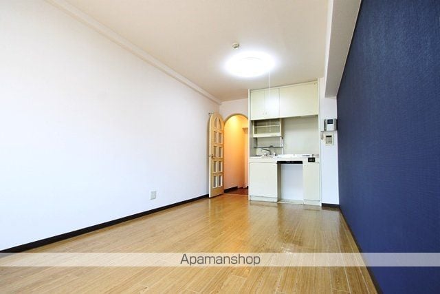 マイルド新大阪レジデンス3号館の内装写真