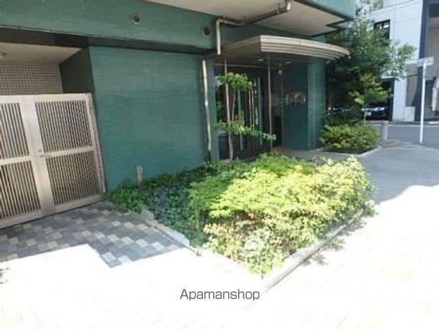 プレール・ドゥーク赤羽IIの玄関写真