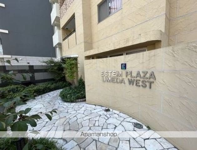 ESTEMPLAZA梅田WESTの内装写真