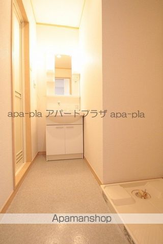 アムール川越IC2008秋本の内装写真