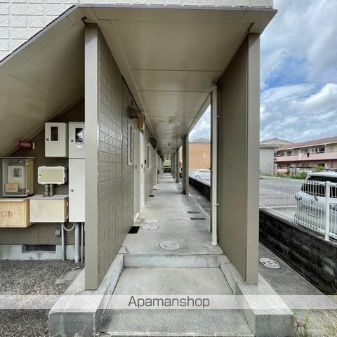 ユーリ一番館の玄関写真