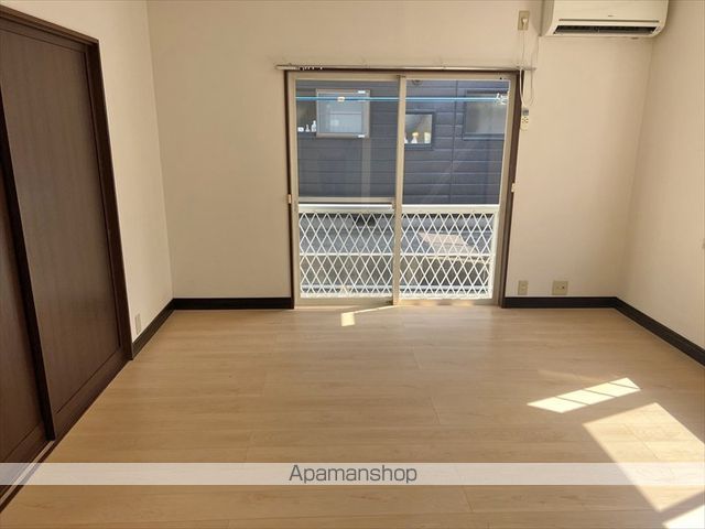 フラワーハイムAの内装写真