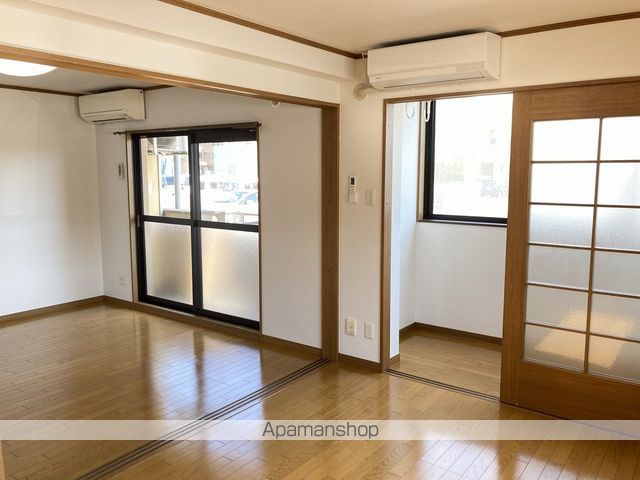アドラシオン坂井の内装写真