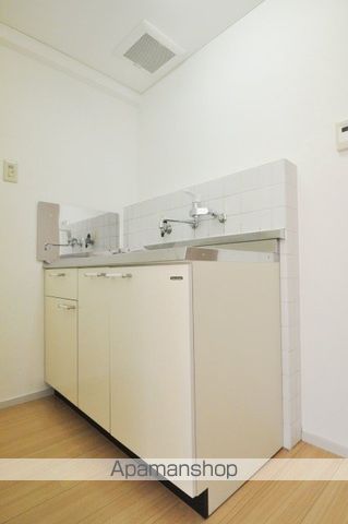 メゾン岡町の内装写真