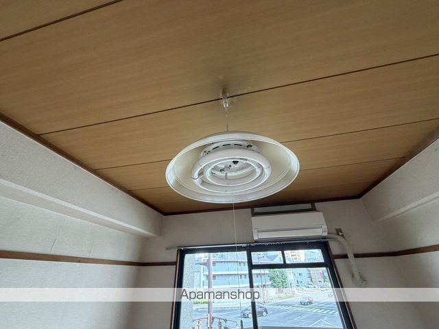 平井ビルの内装写真