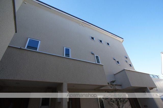 メゾントレフルの外観写真