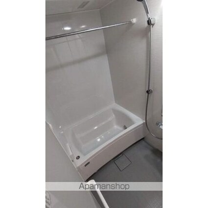 Ｗｏｏｄ　Ｃｒｅｓｔ　天沼　Ｒｅｓｉｄｅｎｃｅ[1LDK/30.38m2]のバス