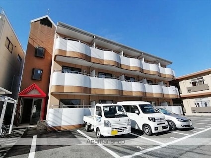 マンションイーグル[1K/30m2]の外観1