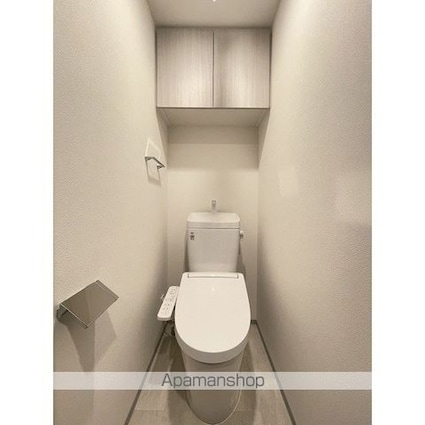 ザ・グラヴィティ新宿[2DK/37.9m2]のトイレ