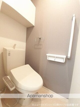 グランデルート　Ｃ[1LDK/50.01m2]のトイレ