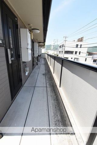 ラ・フォルツァの内装写真