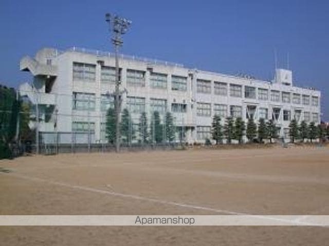 トレスアールヴォレAの周辺写真
