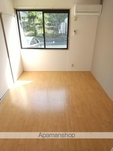 ヴィラージュ桂 I棟の内装写真