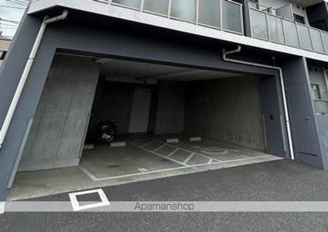 NーSTAGEかしわ台の玄関写真