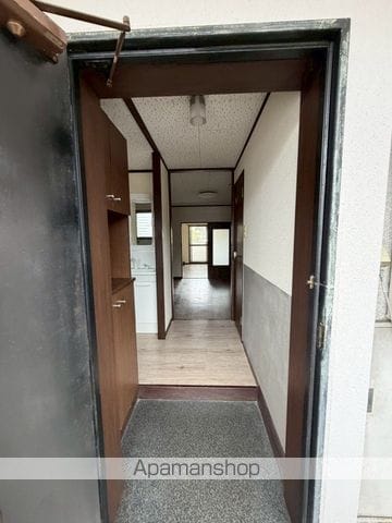 グローリアスシティヒラタの玄関写真