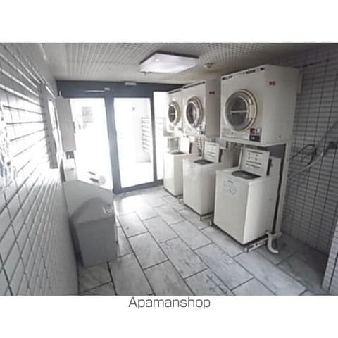 プレスイン城下の内装写真