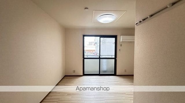 ノーヴァ・瑠璃光の内装写真