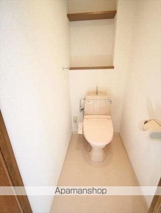 ヴァン・ヴェール久米[3DK/64.72m2]のトイレ