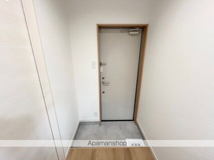 滋賀県長浜市三ツ矢町[1K/27.12m2]の玄関