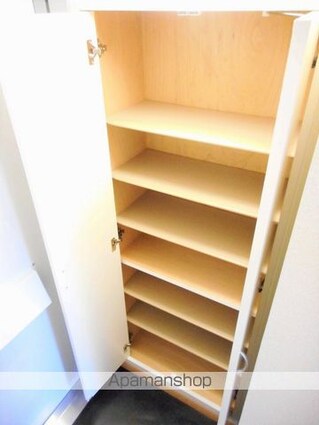 レオパレスＫａｎａｔａ[1K/20.81m2]の玄関