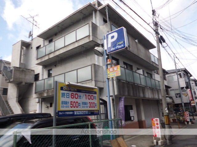 サンプラザ香里マンションの外観写真