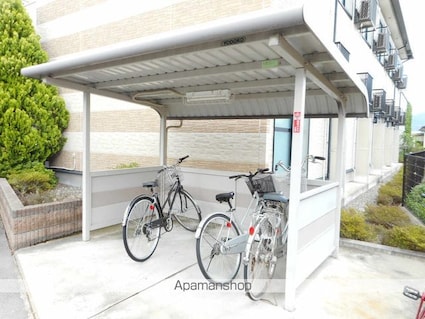 レオパレスブルースカイⅡ[1K/20.28m2]の駐車場