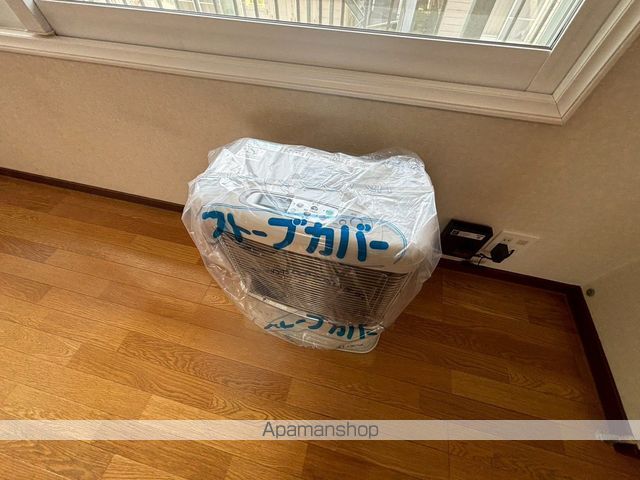 ハンドレッドヴィレッジIの内装写真