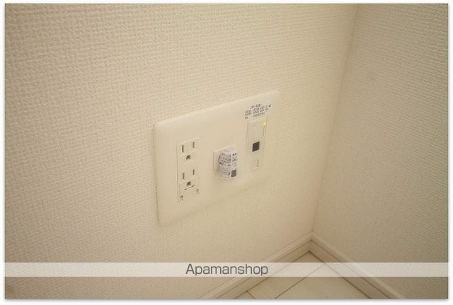 レオンコンフォート難波西IIIの内装写真