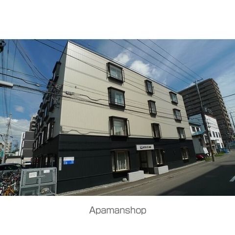 藤井ビル北10条の玄関写真