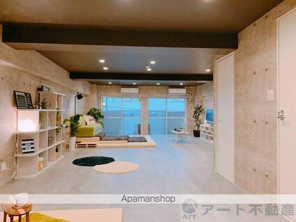 大聖ハイツ　西棟[1R/60m2]の内装