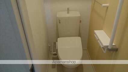 ニューヴェルデⅡ[2LDK/57.21m2]のトイレ